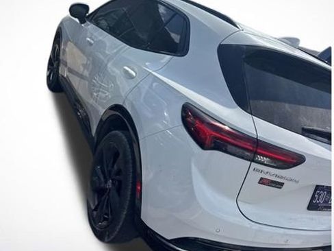 Used 2023 Buick Envision Essence w/ Technology Package I image 6