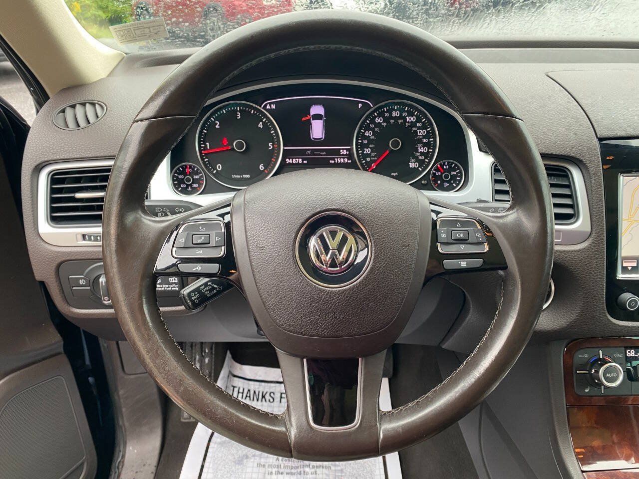 Used 2012 Volkswagen Touareg TDI AWD/4WD image 13