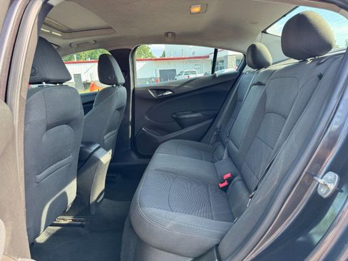 Used 2016 Chevrolet Cruze LT w/ LT True North Edition FWD image 16