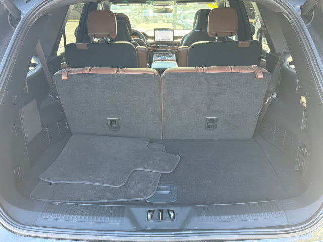 Used 2024 Lincoln Aviator Reserve w/ Equipment Group 201A AWD/4WD image 20