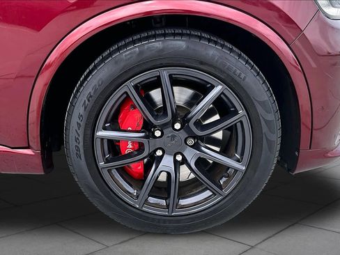 Used 2018 Dodge Durango SRT w/ SRT Interior Appearance Group AWD/4WD image 10