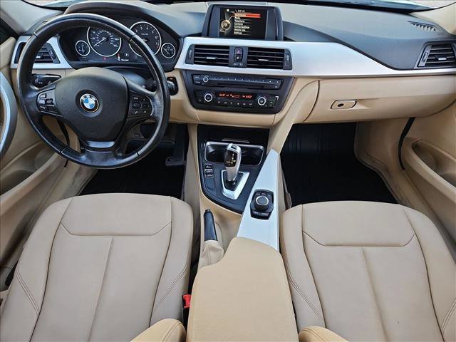 Used 2015 BMW 320i Sedan RWD image 16