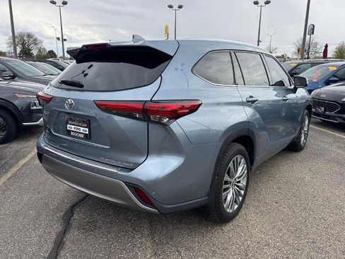 Used 2021 Toyota Highlander Platinum AWD/4WD image 5