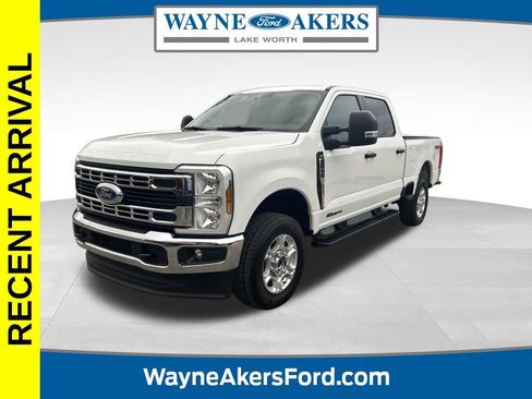 Used 2025 Ford F250 XLT image 1