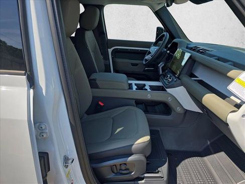 New 2026 Land Rover Defender 110 S AWD/4WD image 10