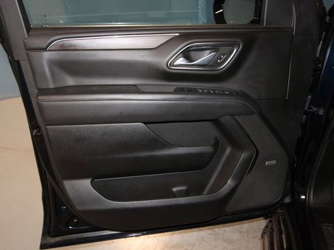 Used 2023 Chevrolet Tahoe LT image 5