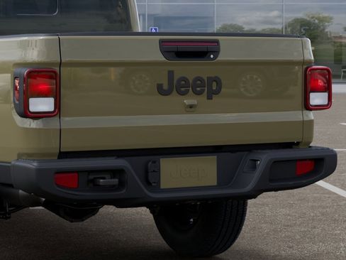 New 2026 Jeep Gladiator Sport image 13