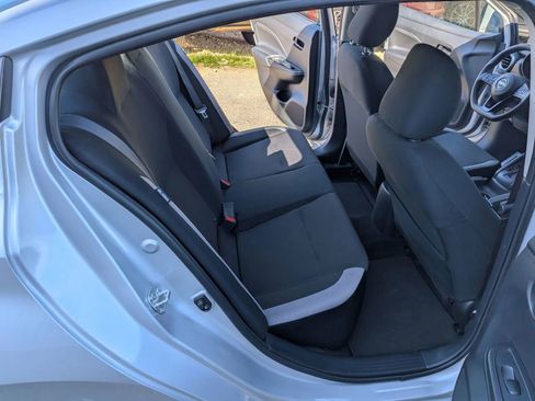 Used 2025 Nissan Versa S FWD image 29