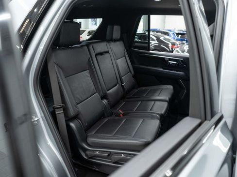 Used 2025 Chevrolet Tahoe Z71 AWD/4WD image 11