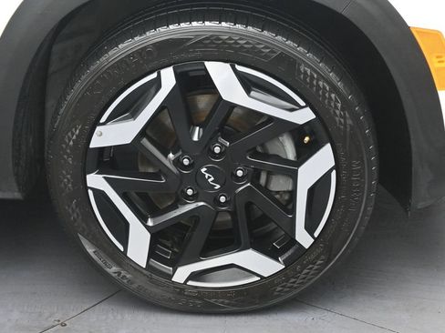 Used 2024 Kia Seltos SX AWD/4WD image 36