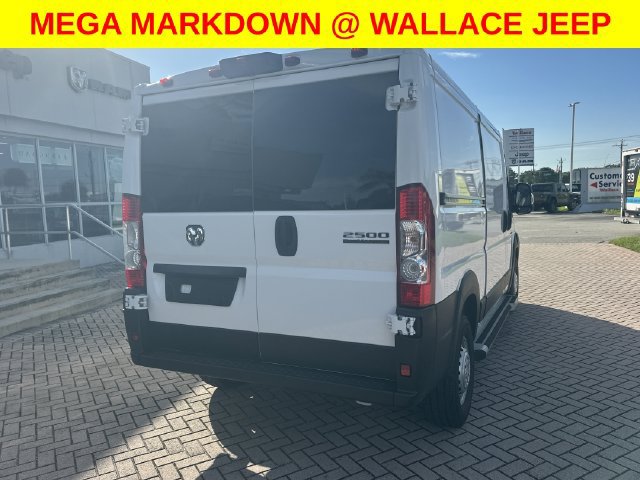 Used 2025 RAM ProMaster 2500 w/ U-Haul Equipment Group FWD image 6