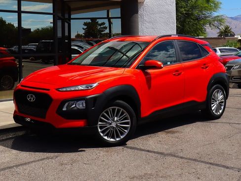 Used 2019 Hyundai Kona SEL w/ Cargo Package FWD image 2