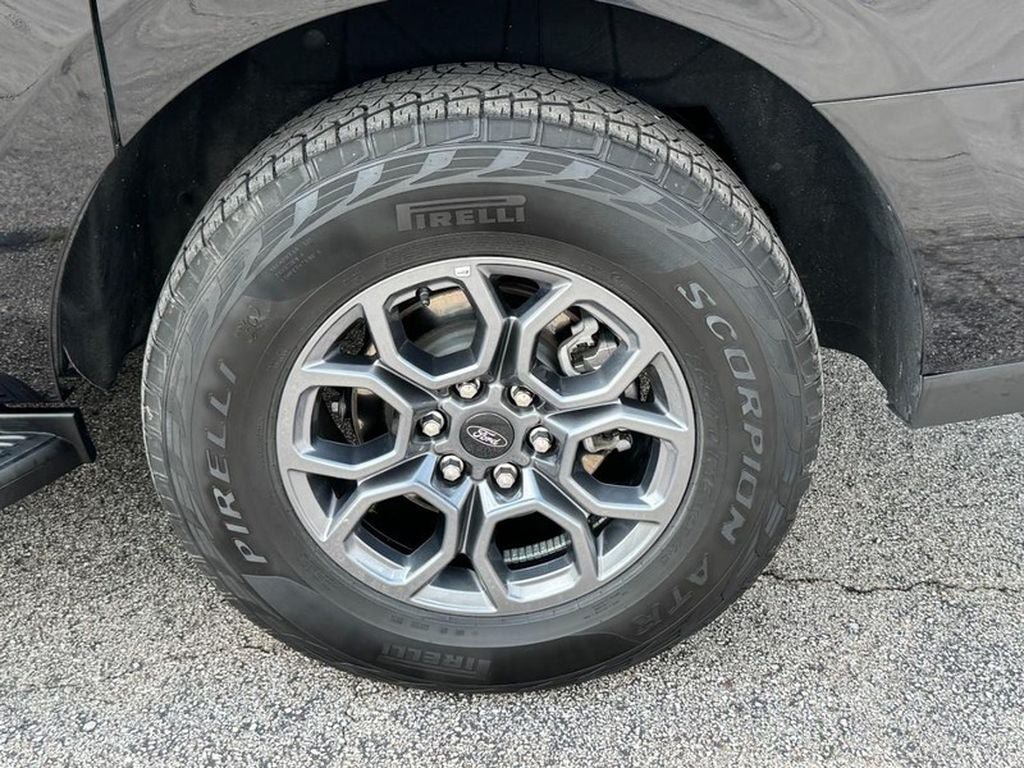 Used 2025 Ford Expedition Max Active AWD/4WD image 7