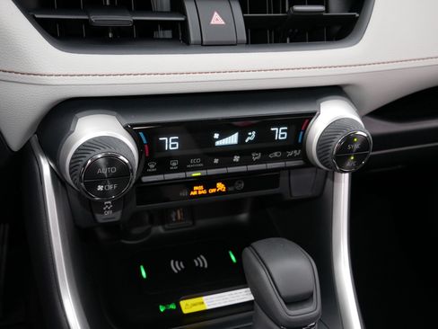 Certified 2025 Toyota RAV4 XLE w/ Convenience Package image 23