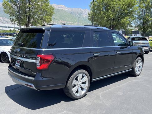Used 2023 Ford Expedition Max Platinum AWD/4WD image 7