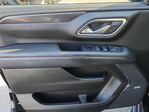 Used 2022 Chevrolet Tahoe RST w/ Luxury Package image 12