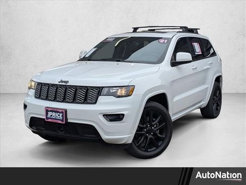 Used 2021 Jeep Grand Cherokee Laredo X image 1