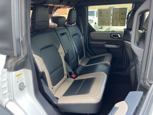 Used 2022 Ford Bronco Wildtrak AWD/4WD image 23