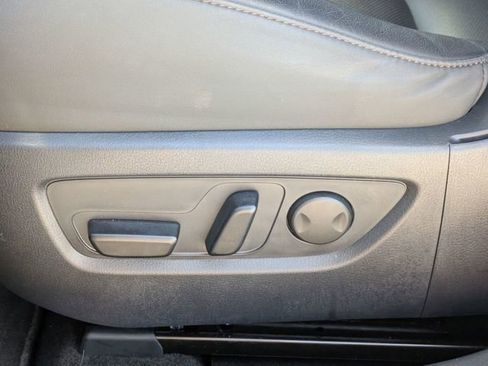 Used 2025 MAZDA CX-30 2.5 Turbo w/ Premium Plus Pkg image 16