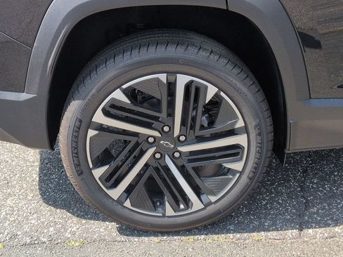 New 2027 Chevrolet Equinox RS w/ Safety and Technology Package AWD/4WD image 27
