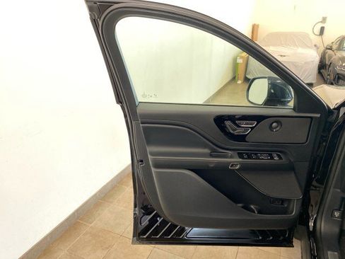 New 2025 Lincoln Aviator Reserve w/ Illumination Package image 37