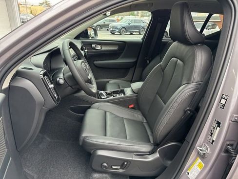 New 2026 Volvo XC40 B5 Plus w/ Protection Package Premier AWD/4WD image 11