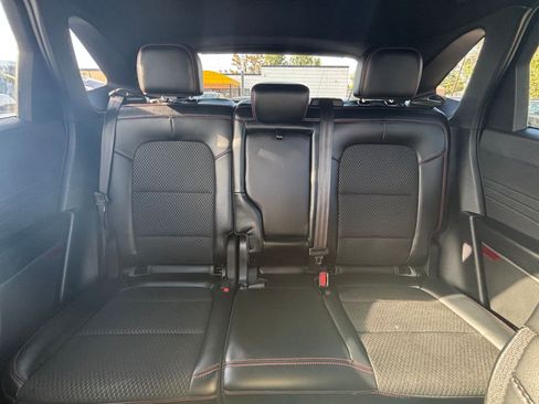 Used 2025 Ford Escape ST-Line AWD/4WD image 37