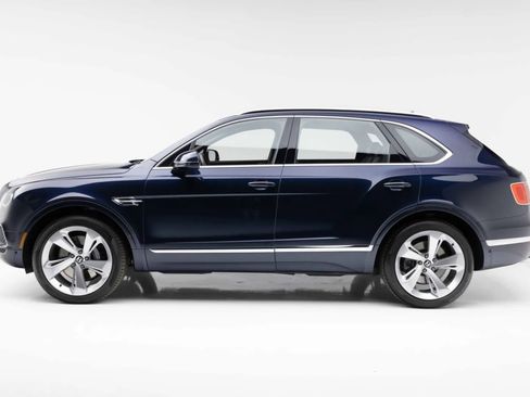 Used 2019 Bentley Bentayga AWD/4WD image 13