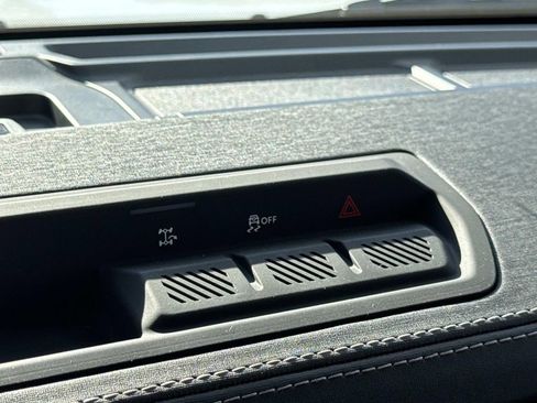 Certified 2025 Ford Bronco Outer Banks image 32