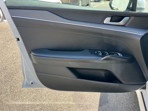 Used 2025 Kia K5 LXS FWD image 18