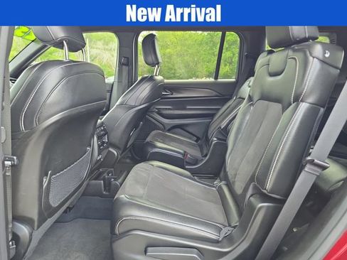 Certified 2023 Jeep Grand Cherokee L Laredo image 12