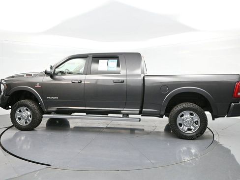 Used 2022 RAM 3500 Laramie AWD/4WD image 5