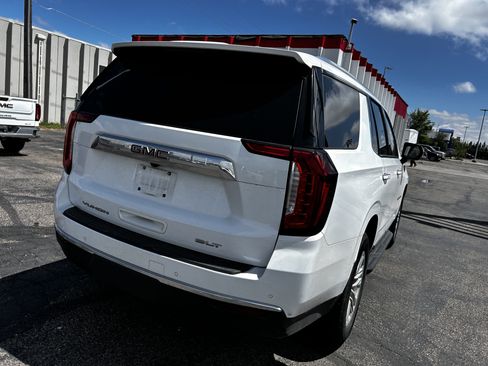 Used 2024 GMC Yukon SLT AWD/4WD image 5