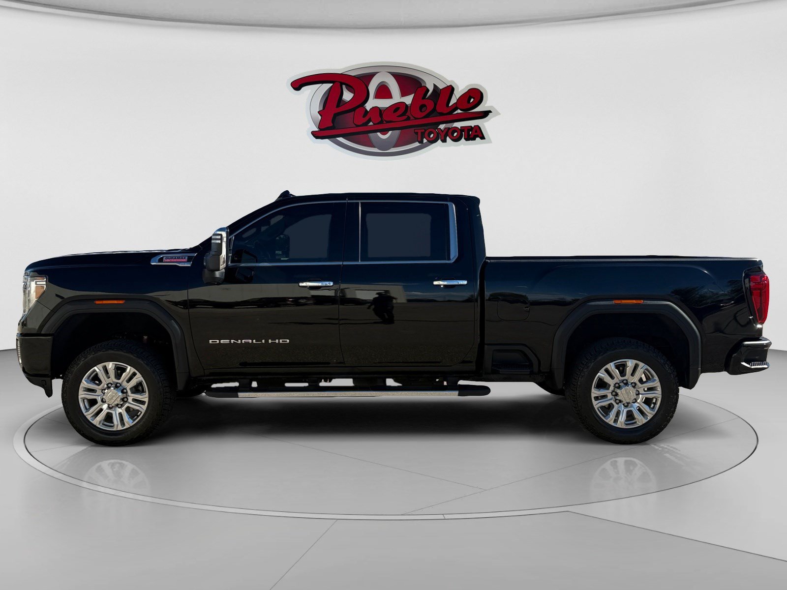 Used 2021 GMC Sierra 2500 Denali w/ Denali Ultimate Package AWD/4WD image 2