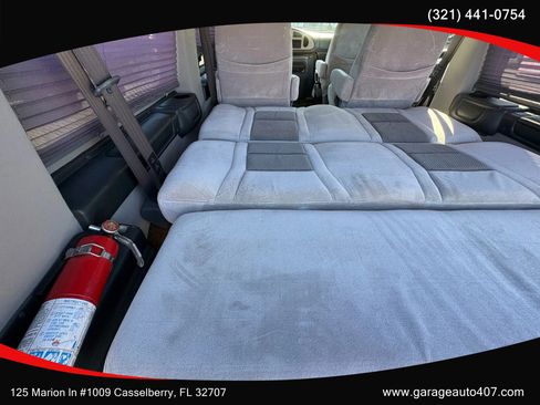 Used 2003 Ford E-150 and Econoline 150 Commercial Van 3D image 60