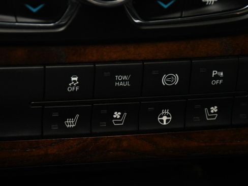 Used 2014 RAM 3500 Laramie Longhorn image 31