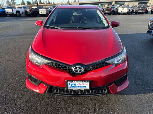 Used 2016 Scion iM image 2