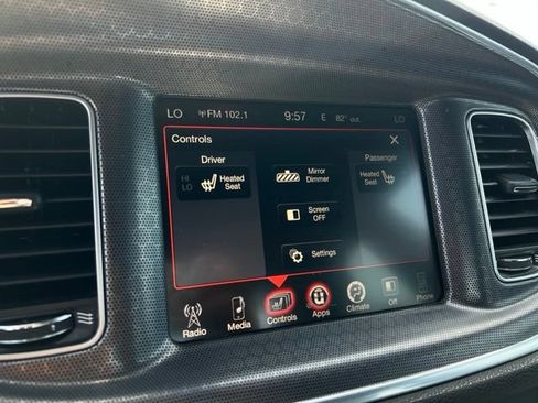 Used 2016 Dodge Charger R/T RWD image 37