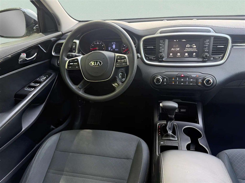 Used 2020 Kia Sorento L FWD image 15