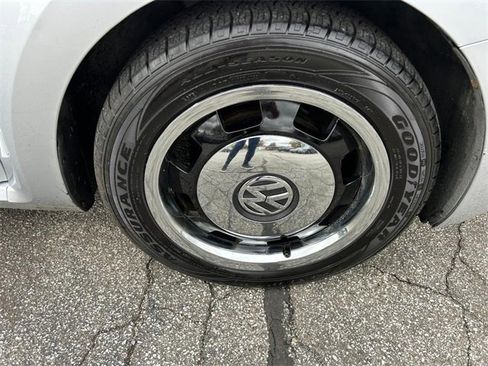 Used 2015 Volkswagen Beetle 1.8T Classic image 31