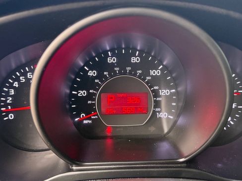 Used 2017 Kia Soul + w/ Designer's Package FWD image 27