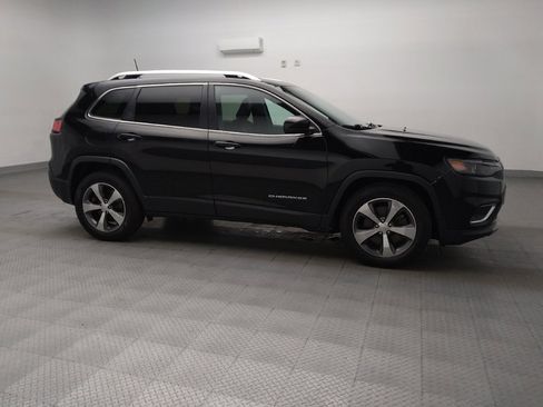 Used 2020 Jeep Cherokee Limited image 11