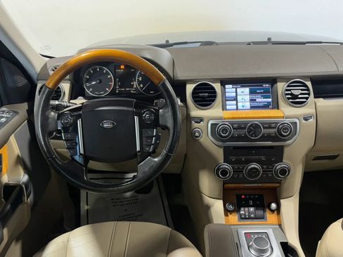 Used 2015 Land Rover LR4 HSE AWD/4WD image 12