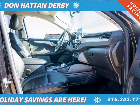 Used 2022 Ford Escape SEL image 25