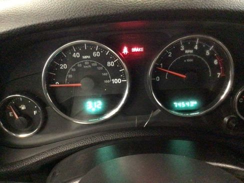 Used 2016 Jeep Wrangler Unlimited Sport AWD/4WD image 14