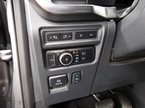 Used 2024 Ford F150 Platinum w/ FX4 Off-Road Package AWD/4WD image 19