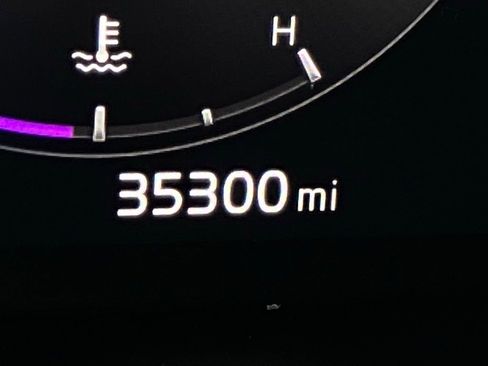 Certified 2023 Kia Sorento SX image 13