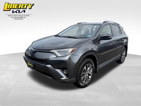 Used 2018 Toyota RAV4 XLE w/ Protection Package AWD/4WD image 3