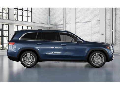 Certified 2026 Mercedes-Benz GLS 450 4MATIC image 16