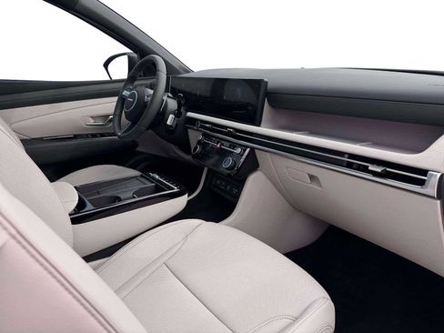 New 2026 Hyundai Tucson Limited image 13